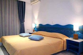 Knossos Hotel