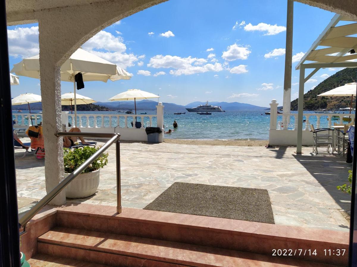 Knossos Hotel 2*