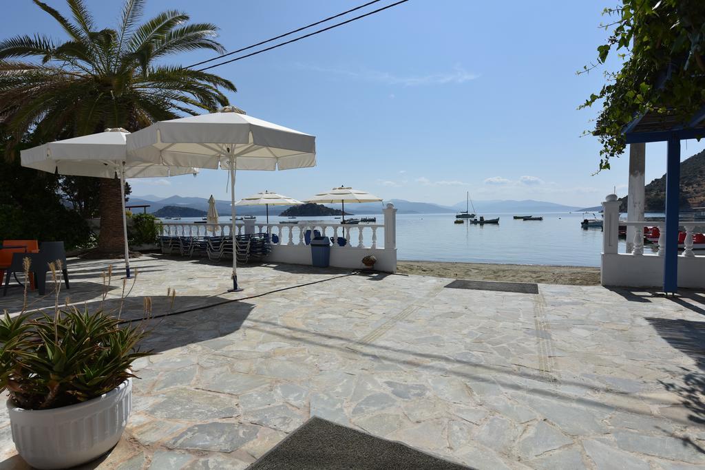 Knossos Hotel